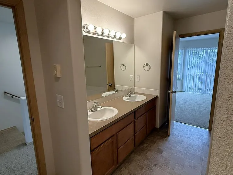 4466 NE Nicholson Loop — Photo 14