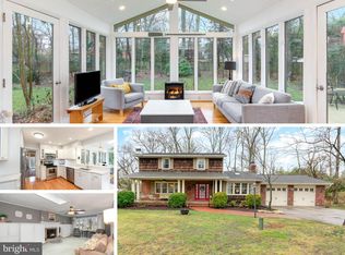 231 Falcon Dr, Pasadena, MD 21122