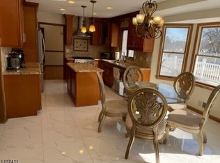 30 Rittenhouse Cir, Flemington, NJ 08822