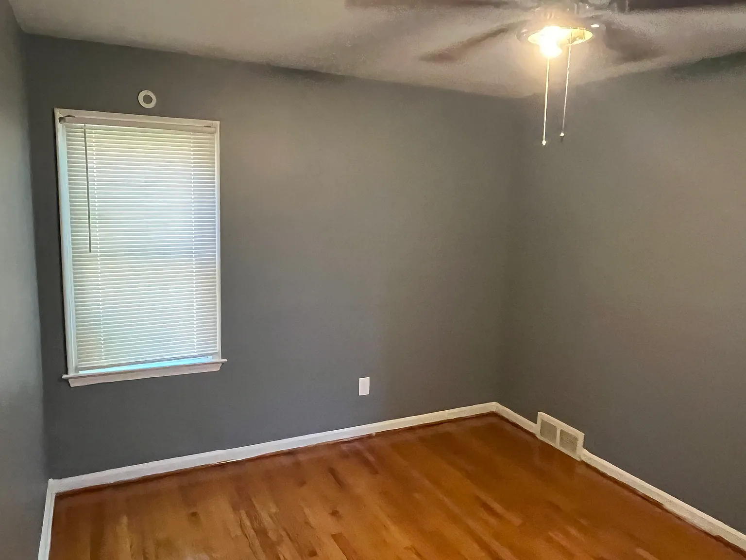 3 bed, 1700 sqft, $1,650 — Photo 4