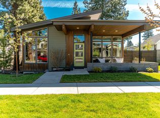 1810 NW Fields St, Bend, OR 97703