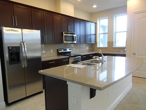 4th image of 14212 Walcott Ave