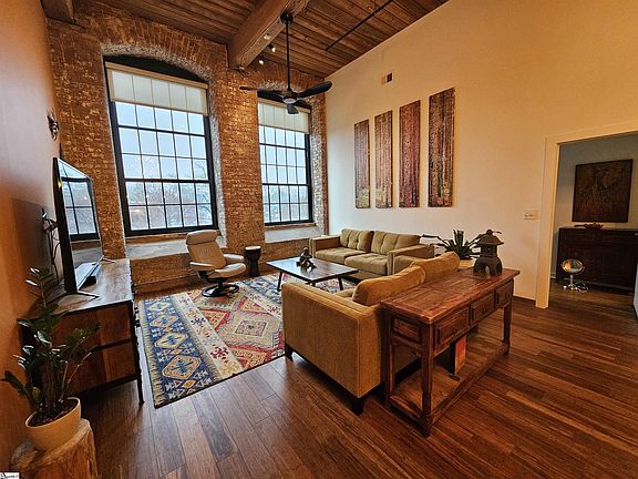 4th image of 400 Mills Ave Unit 303