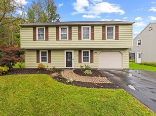 3059 Hayfield Ln, Baldwinsville, NY 13027
