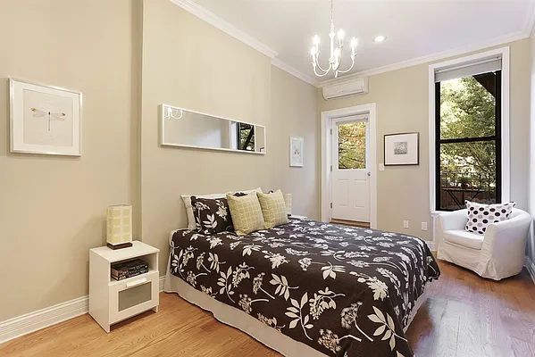 Sold by Corcoran | media 22