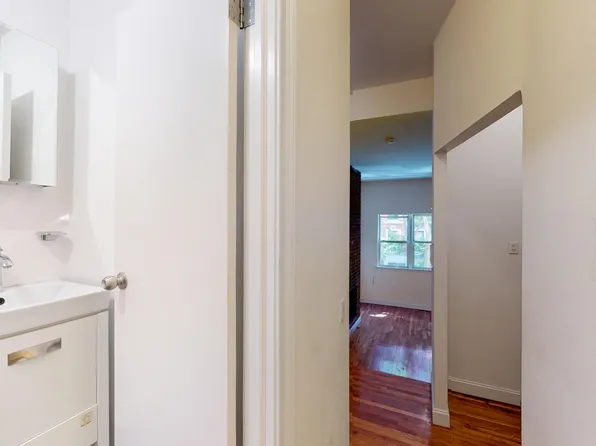 227 East 11th Street image 7 of 9