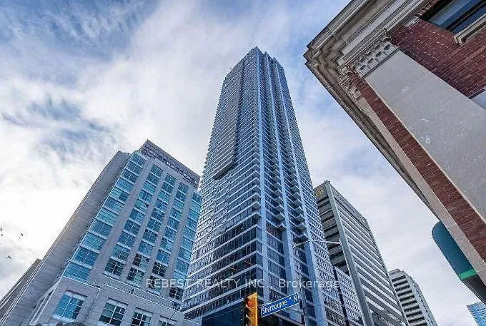 395 Bloor St E #5408