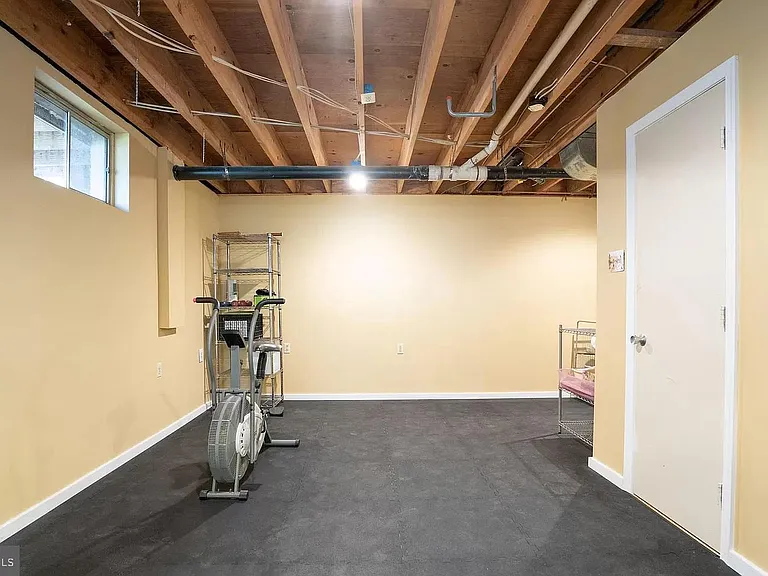 11696 Fox Glen Dr — Photo 42