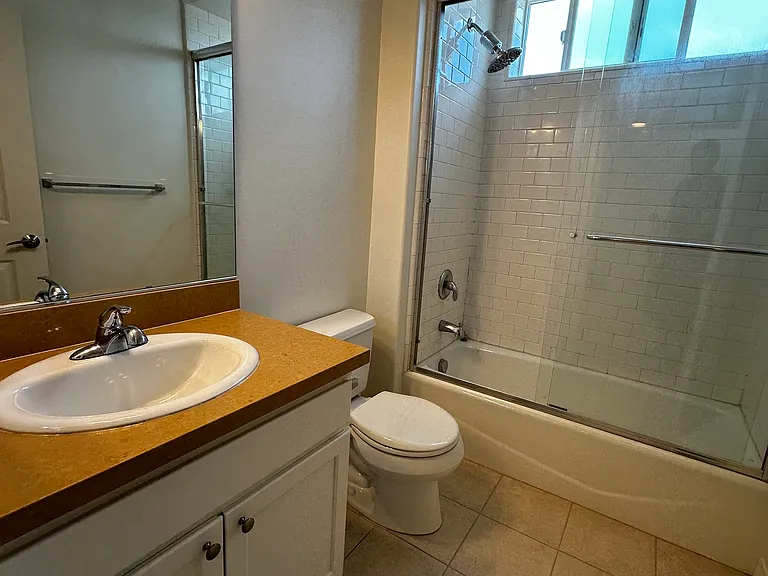 3427 Mentone Ave — Photo 7