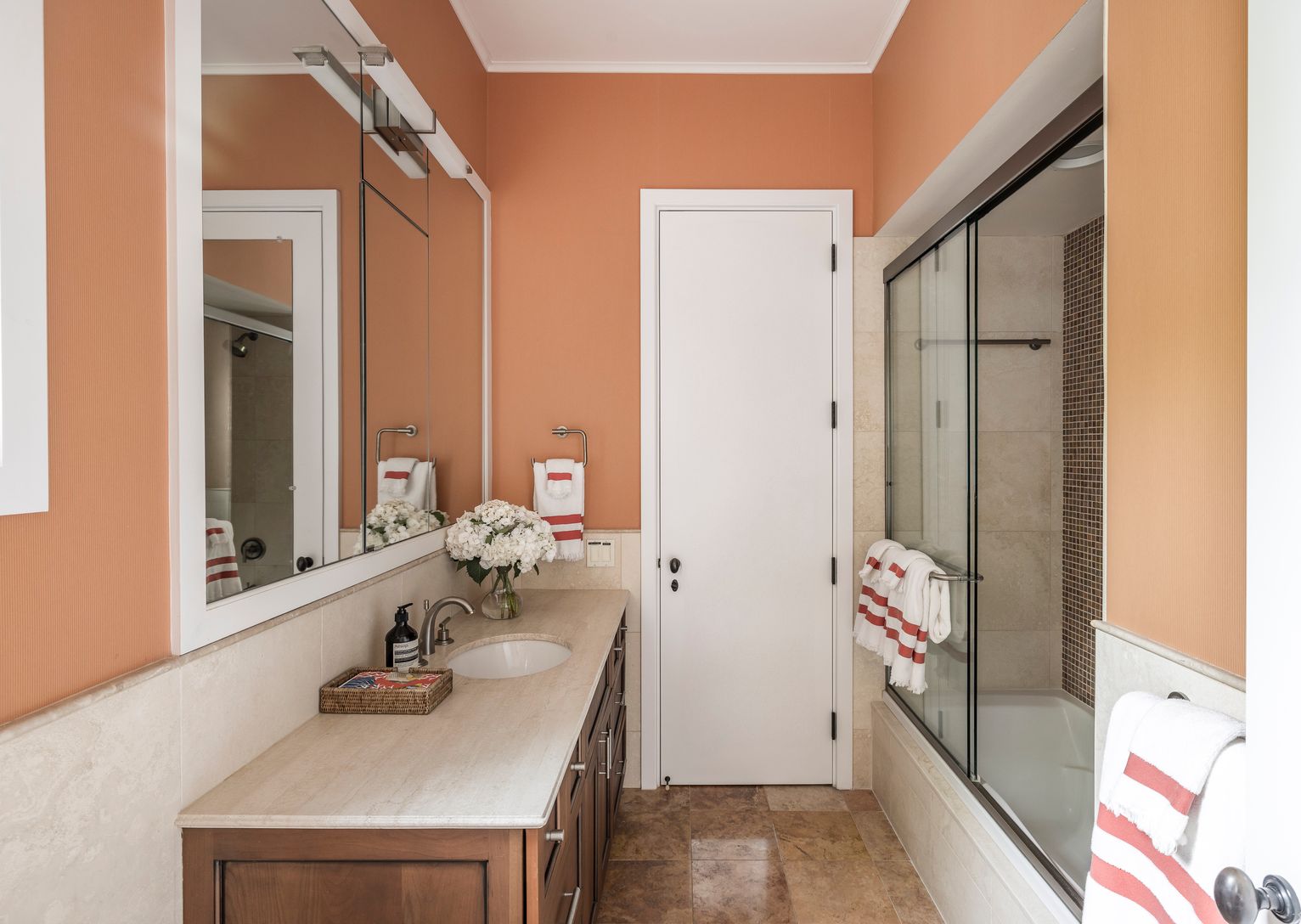  Downstairs Full Bath