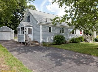 17 Sanborn St, Portland, ME 04103