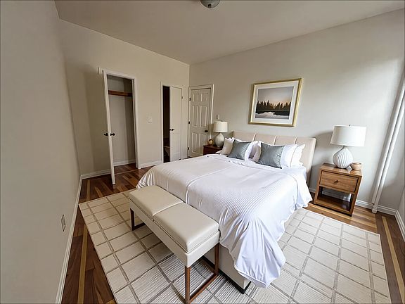 3rd image of 305 Ocean Ave APT B2