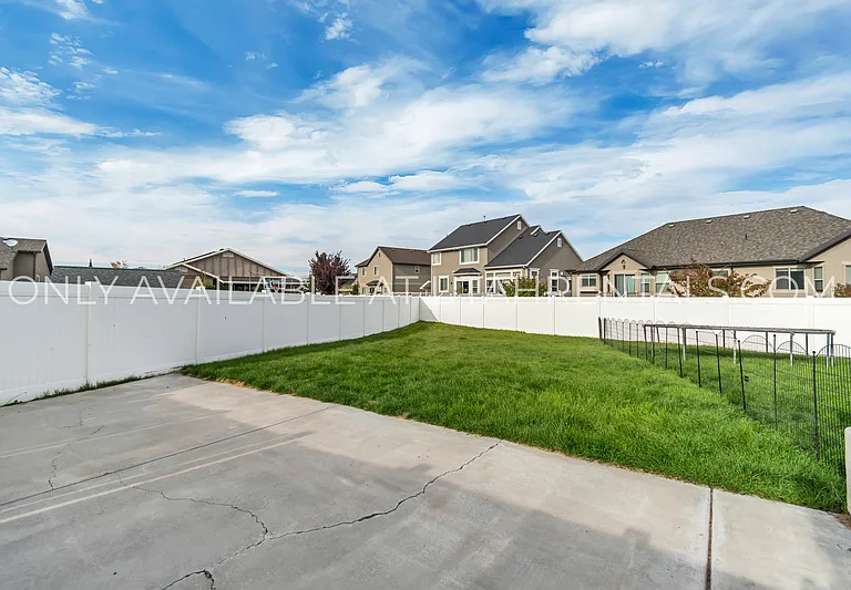 2801 S Harrow Ct — Photo 13