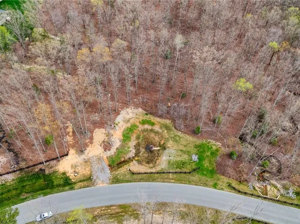 950 Fawn Haven Dr #5, Midlothian, VA 23113