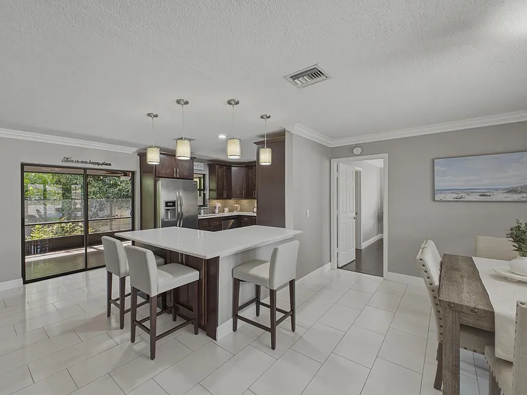 1127 Sea Pines Way — Photo 21