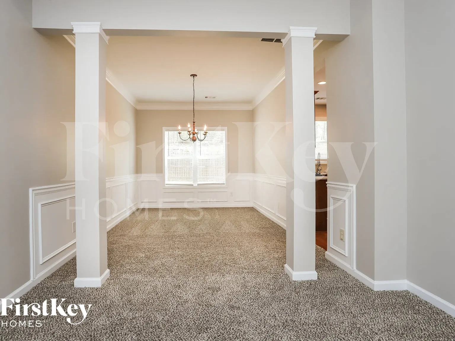 4 bed, 3.0 bath, 2339 sqft, $3,070 — Photo 3