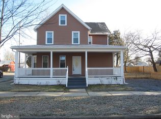 302 Maple Ave, Ridgely, MD 21660