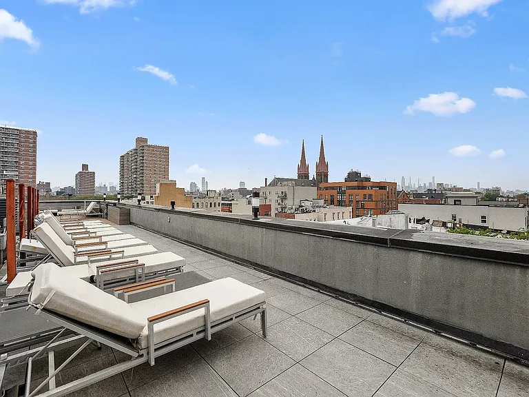 152 Boerum St #3C — Photo 10