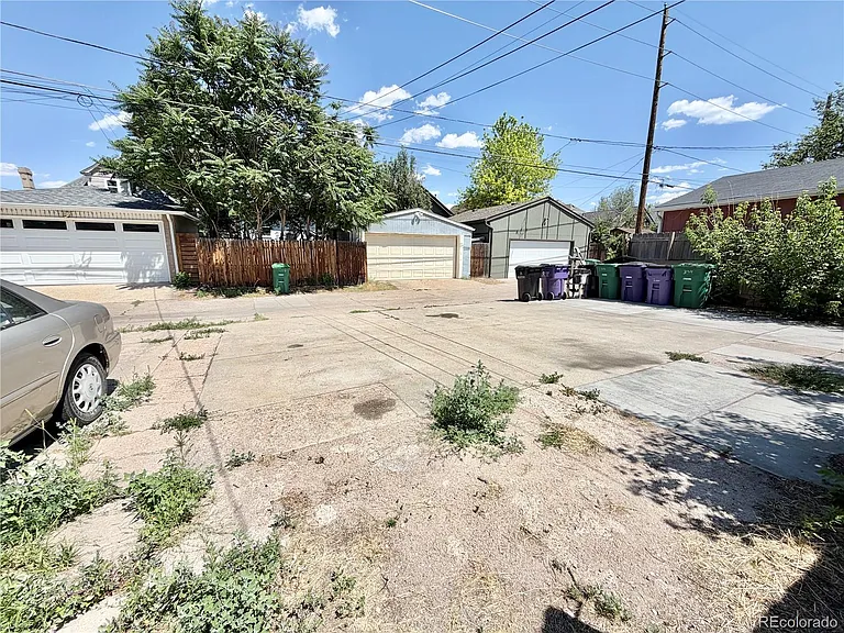 3144 N Vine St — Photo 10