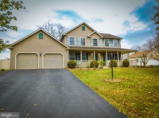 1114 W Springfield Dr, Bellefonte, PA 16823