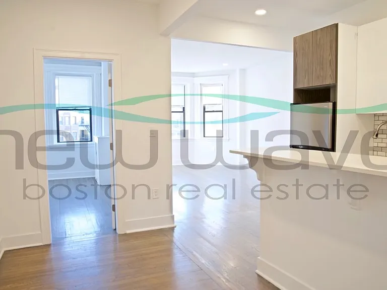 11 Queensberry St #22 — Photo 2
