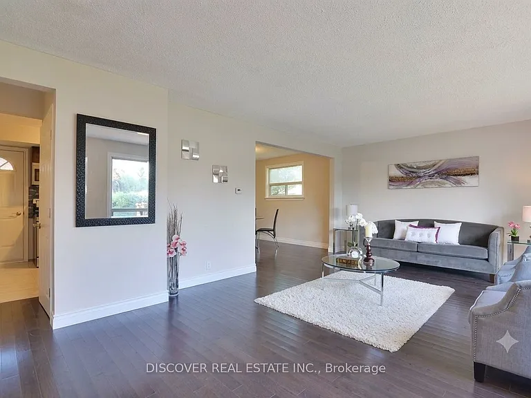 14 Donata Dr — Photo 18