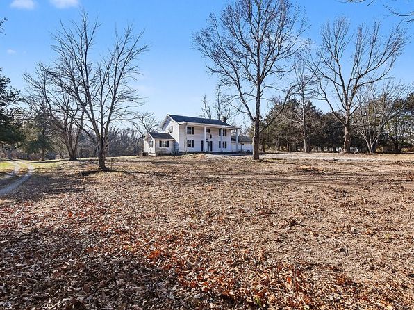 5848 E Farm Road 168