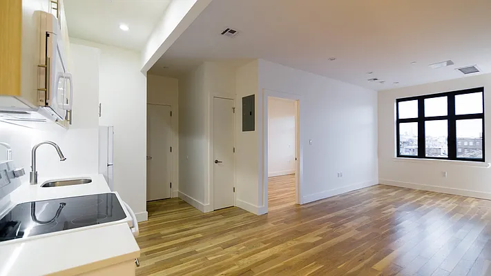 Rented by Nooklyn NYC LLC | media 18