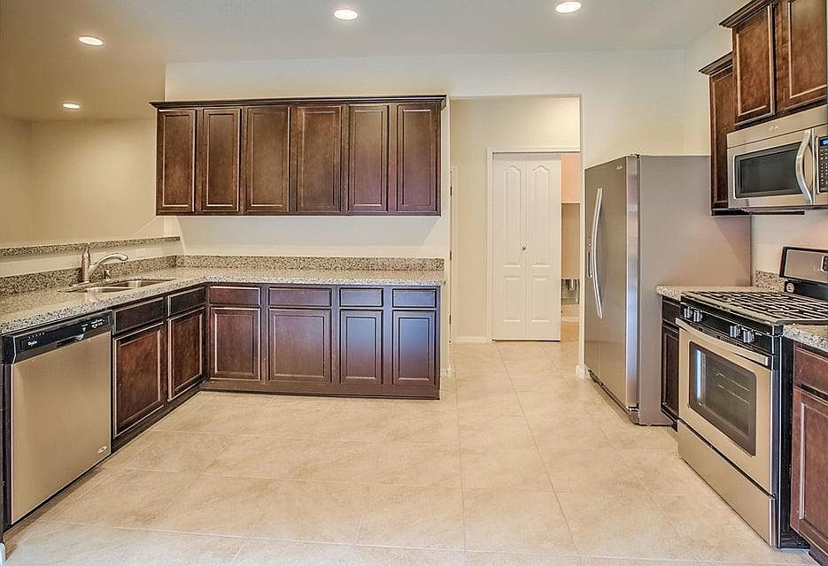 1st image of 1527 Borrego Dr SE