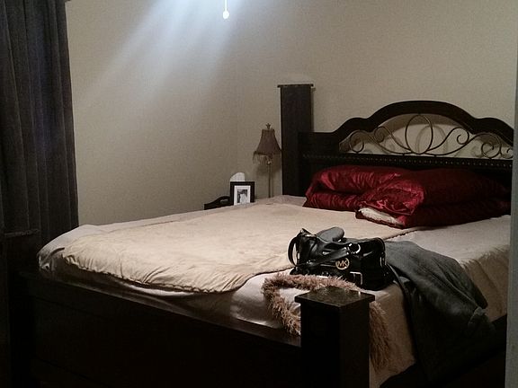 4th image of 1377 Columbia Ave