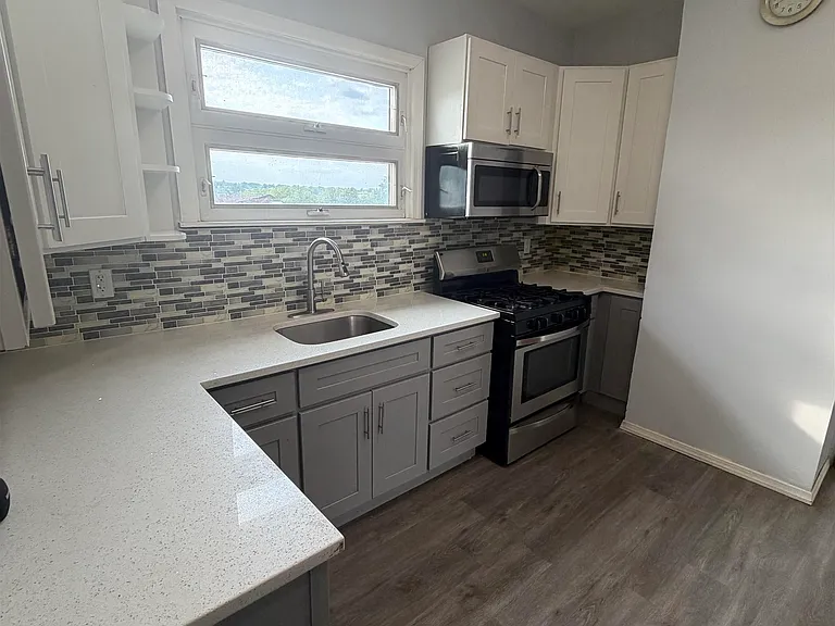 30 Magnolia Ave #2 — Photo 6