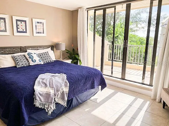 5611 Gulf Of Mexico Dr #5 — Photo 10