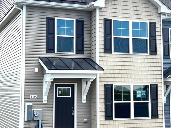 109 Heritage Hills Dr, Martinsburg, WV 25405