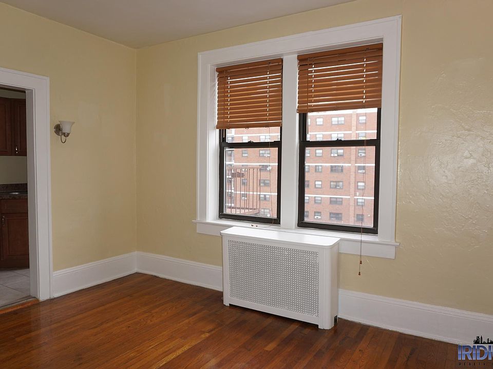 2nd image of 55 Randolph Pl #1