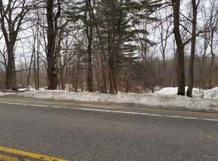 60 Brook Rd, Falmouth, ME 04105