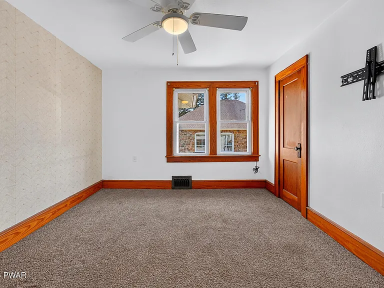 978 Main St #2A — Photo 21