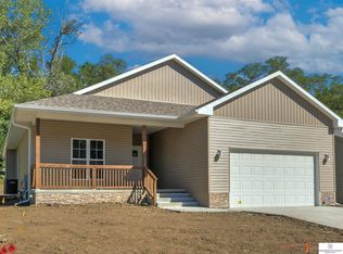 2846 Krejci Blvd, Blair, NE 68008