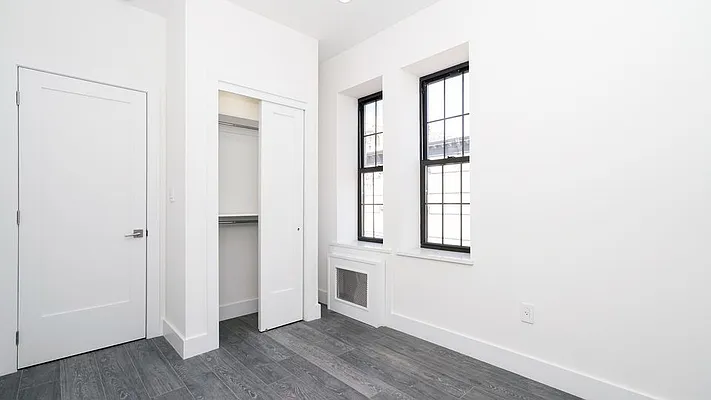 Rented by Nooklyn NYC LLC | media 22