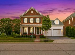 7823 Straits Ln, New Albany, OH 43054