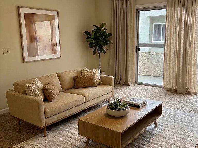 279 Tradewinds Dr #8 — Photo 2