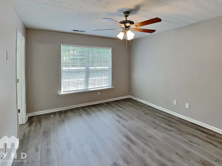 4518 Ashlyn Rebecca Dr SW — Photo 10