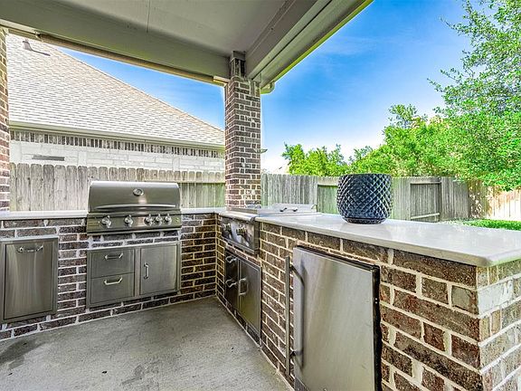 4th image of 2327 Darden Springs Lane