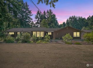 5750 E Hillcrest Dr, Pt Orchard, WA 98366