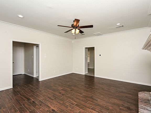 5th image of 2057 Spinnaker Ln