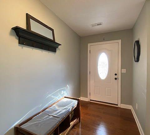 2nd image of 102 Chattanooga Dr