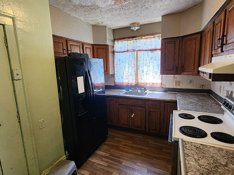 1540 Maple Rd — Photo 10