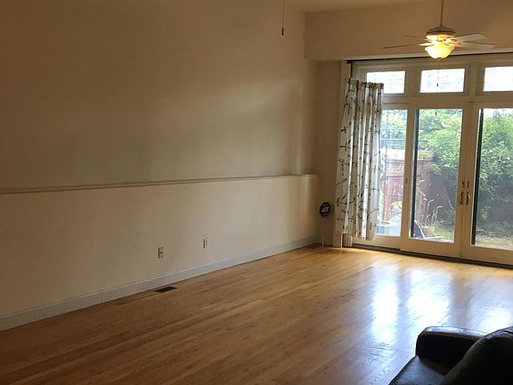 4th image of 240 Palisade Ave #1