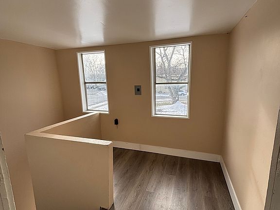 4th image of 509 5th Ave APT 4