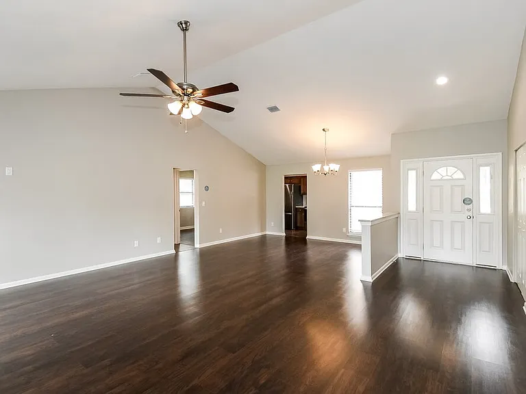 10335 Arrow Forest Ct — Photo 4