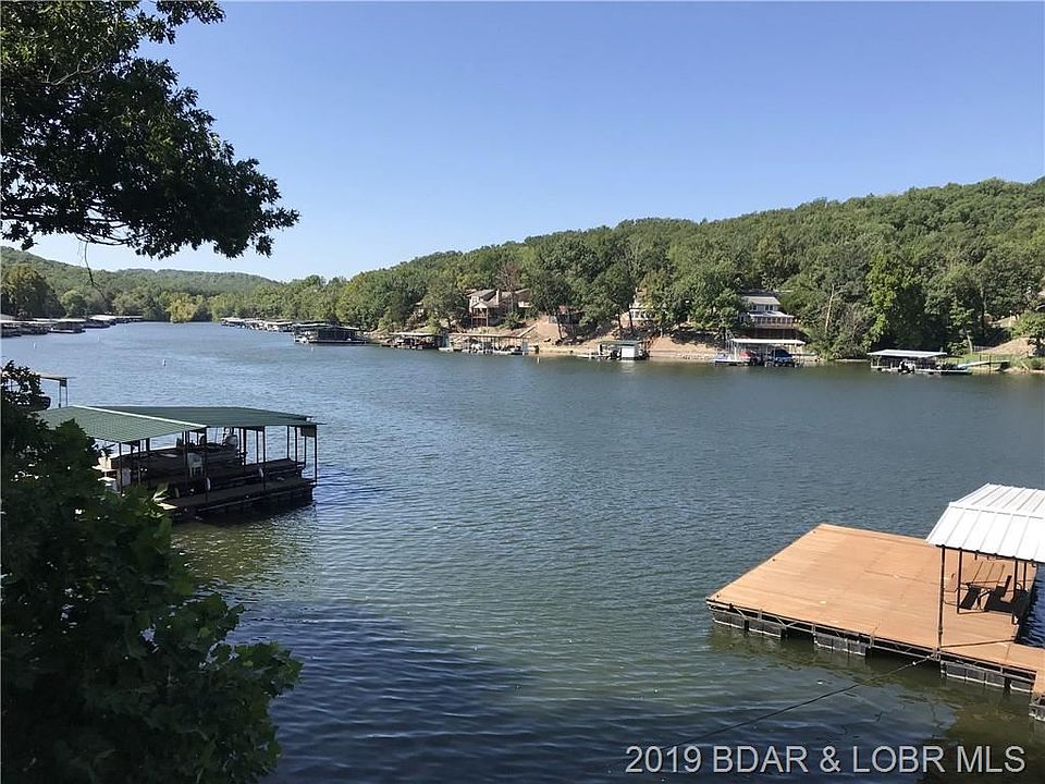 1st image of 805 Robin Hood Ln